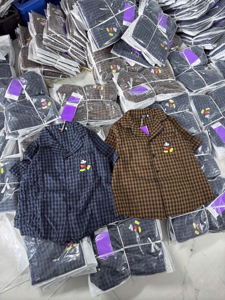BỘ PIZAMA CỘC KẺ IN MICKEY NỮ SẴN (SALE 95k)