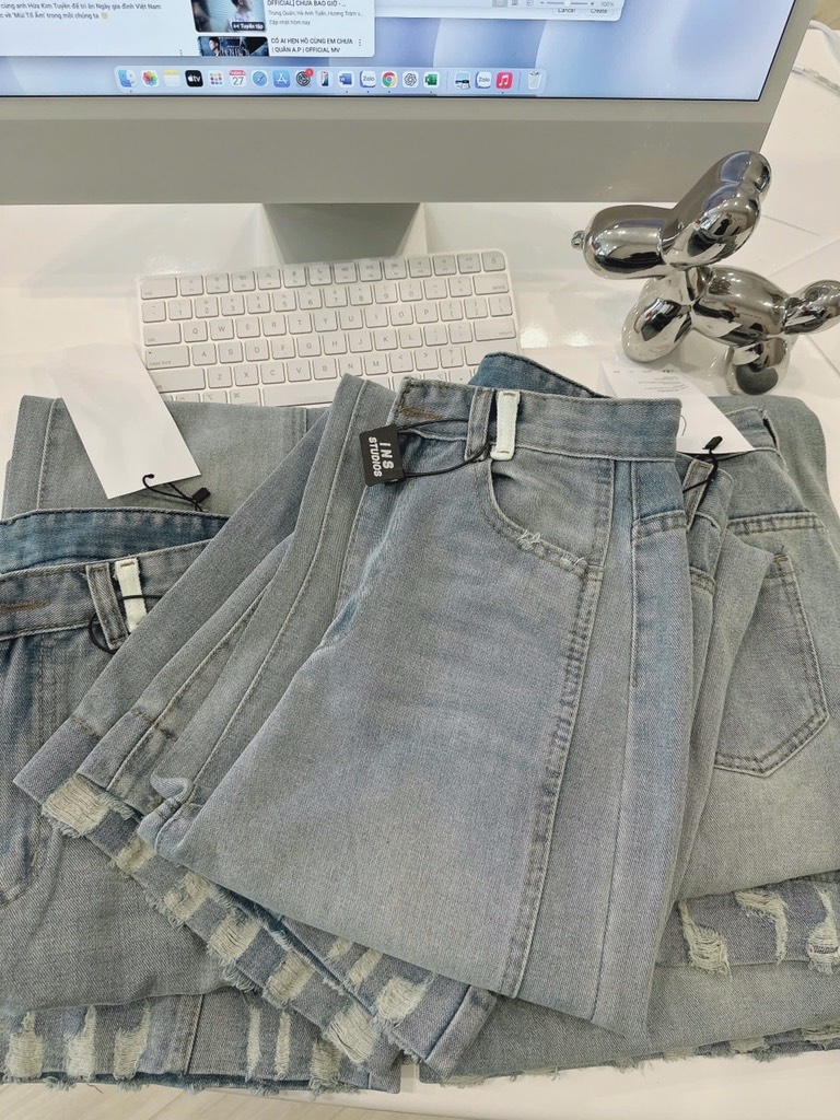 QUẦN JEANS NỮ RÁCH GẤU PHỐI ĐỈA ỐNG SUÔNG SẴN