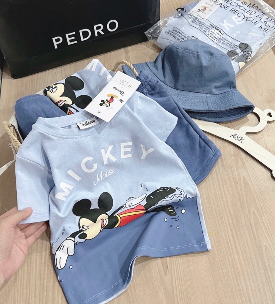 BỘ CỘC MICKEY XANH KÈM MŨ BÉ TRAI SẴN( xả 69k)