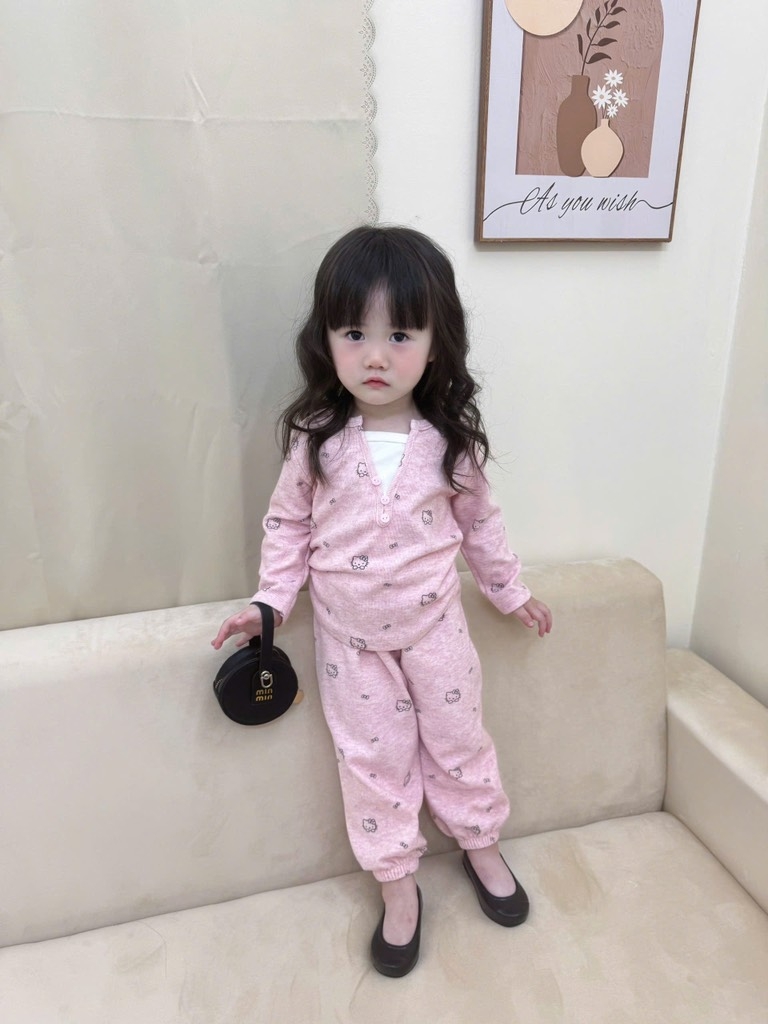 BỘ DÀI LÔNG THỎ KITTY BÉ GÁI 3 MÀU SẴN (SALE 59k)
