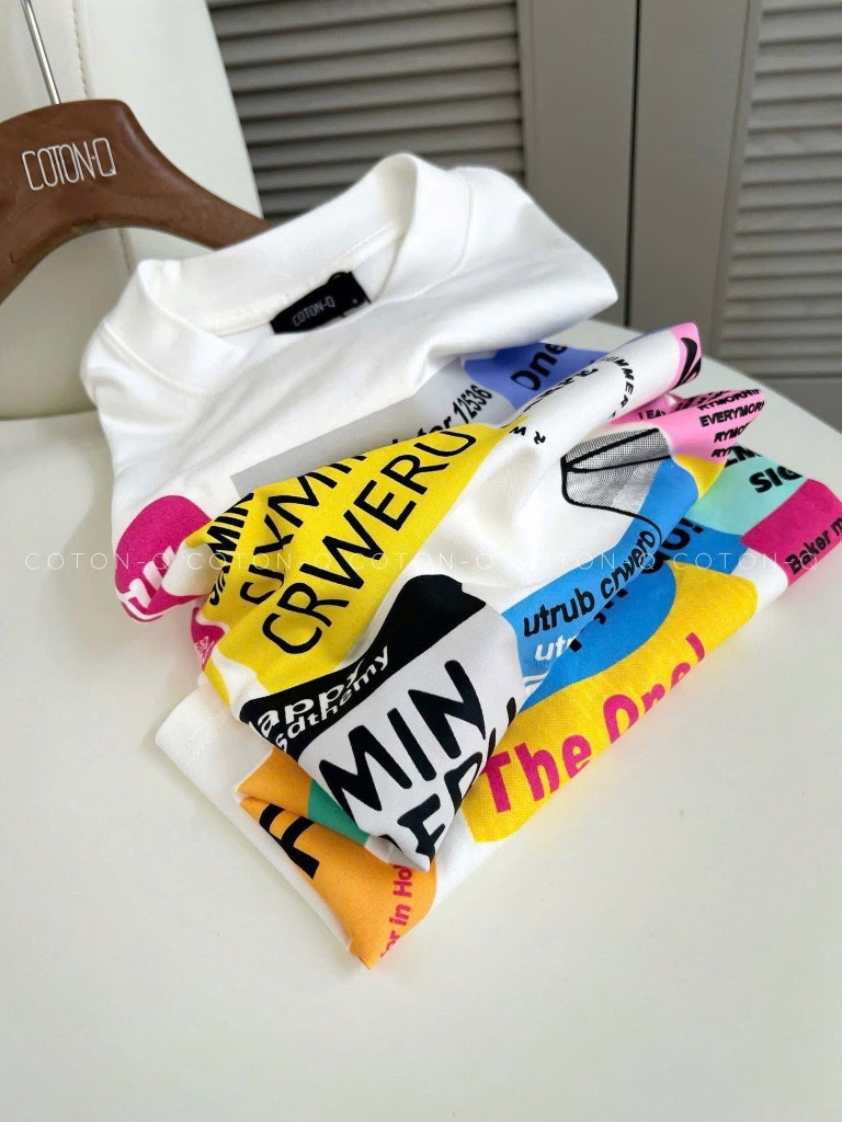 ÁO PHÔNG DECAL CHỮ NỮ