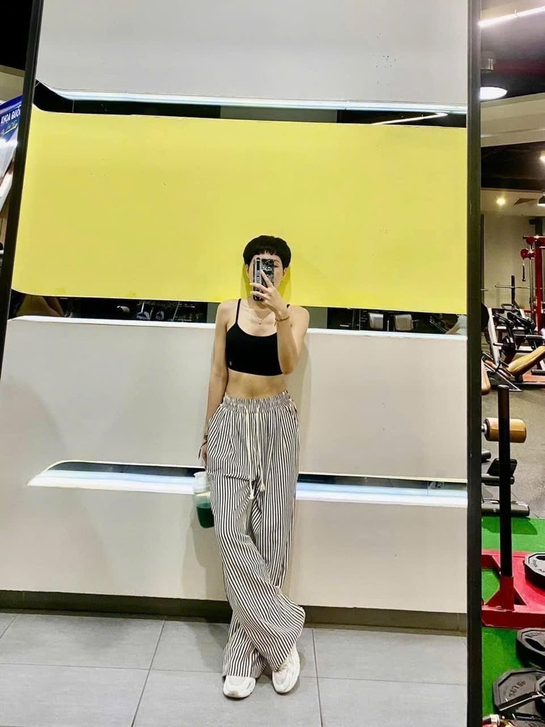 QUẦN SUÔNG KẺ CẠP CHUN NỮ