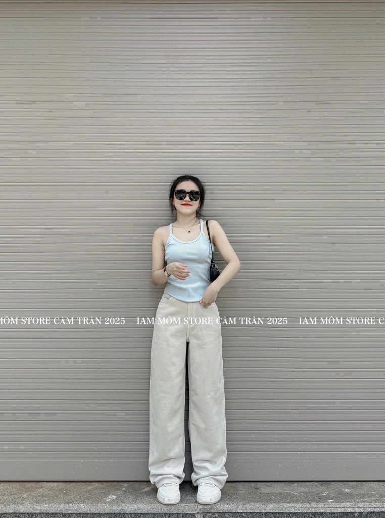 QUẦN JEAN NỮ SUÔNG TRƠN 2 MÀU SẴN