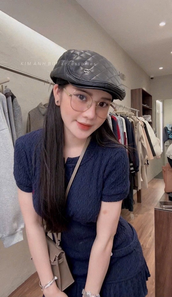 VÁY LEN NỮ THÊU NGỰA KÈM QUẦN LÓT TRONG THU ĐÔNG SẴN