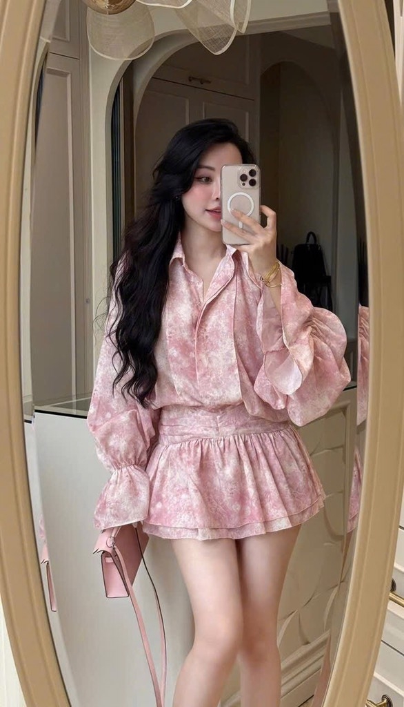 SET TƠ LOANG HỒNG KÈM CHÂN VÁY NỮ SẴN
