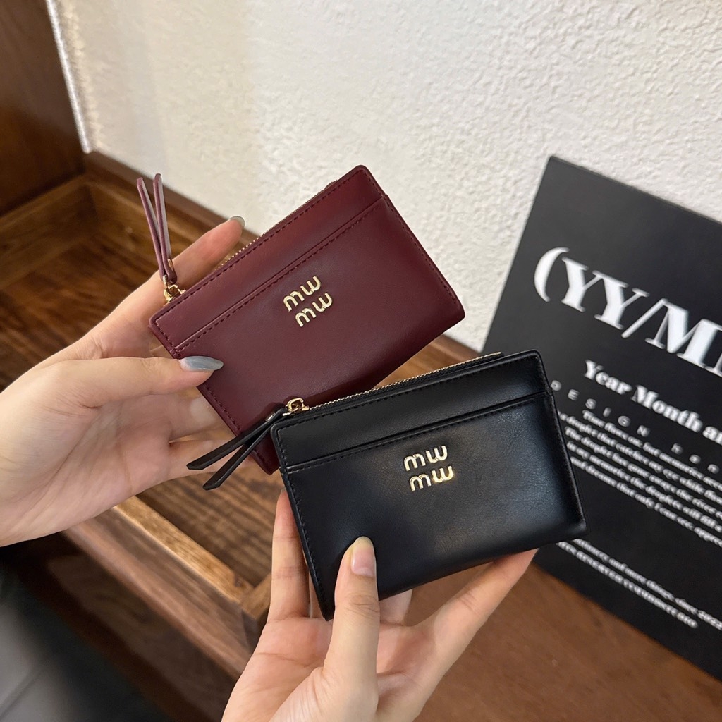 PHỤ KIỆN - VÍ CẦM TAY MIU MIU NHIỀU MÀU