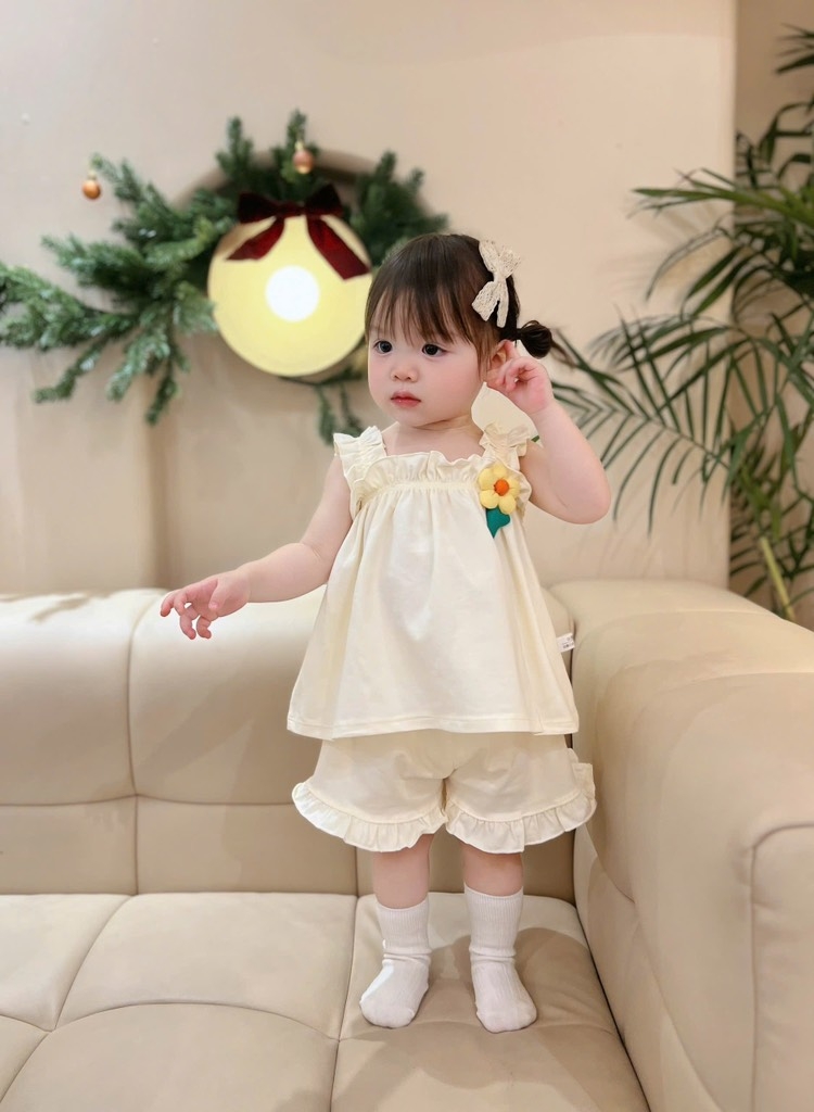 SET 2 BỘ 2 DÂY BÈO ĐÍNH HOA BÉ GÁI SẴN (SALE 95k)