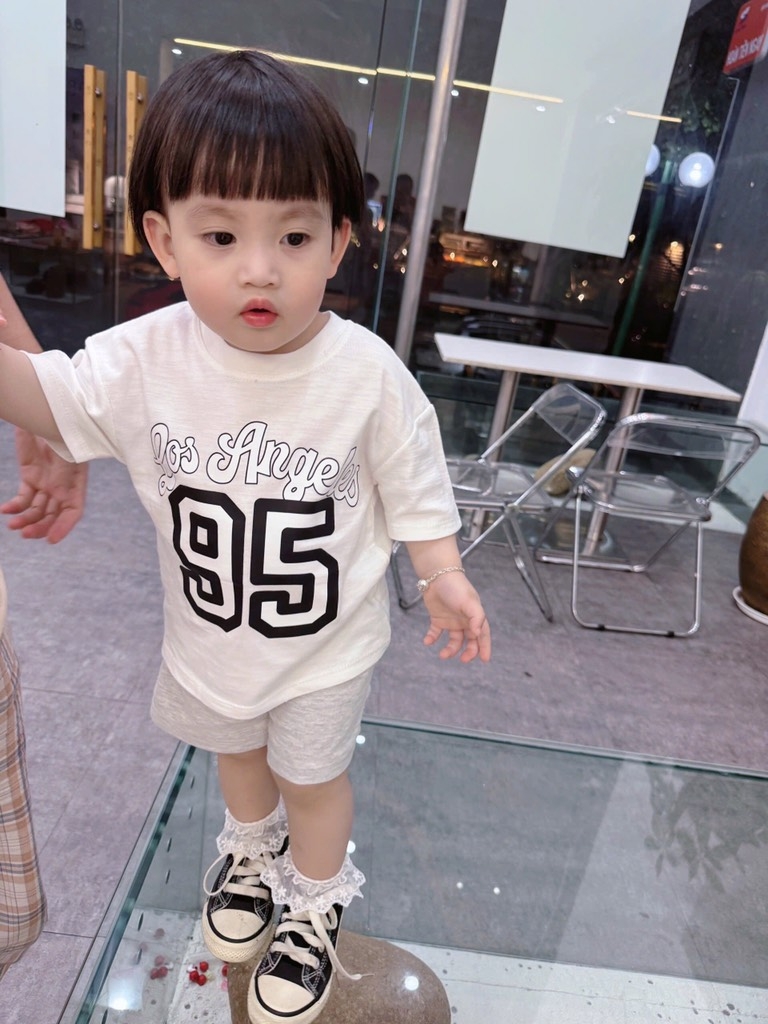 SET 2 ÁO SỐ 80 95 BÉ GÁI SẴN (SALE 40k)