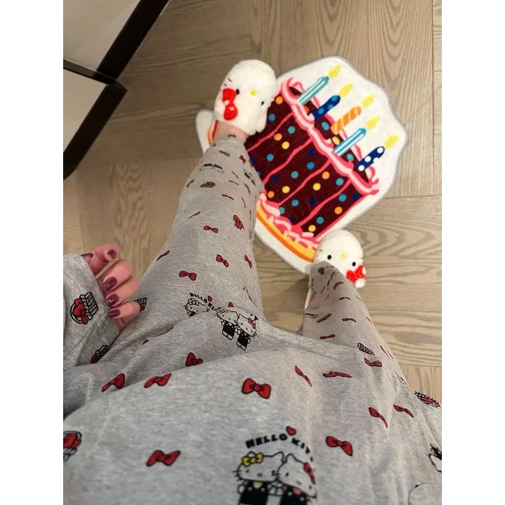 SET BỘ NGỦ DÀI HELLO KITTY NƠ NỮ THU ĐÔNG