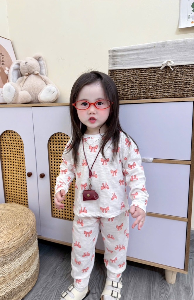 SET 2 BỘ DÀI XƯỚC NƠ THỎ BÉ GÁI(XẢ 85k)