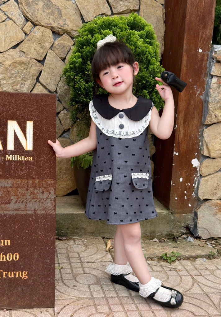 VÁY XÁM HOẠ TIẾT NƠ THIẾT KẾ CỔ SEN PHỐI REN TRẮNG CHO BÉ GÁI