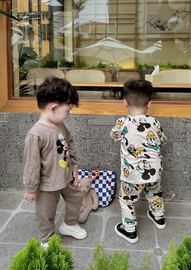 SET 2 BỘ DÀI HH MICKEY TONE XÁM BÉ TRAI