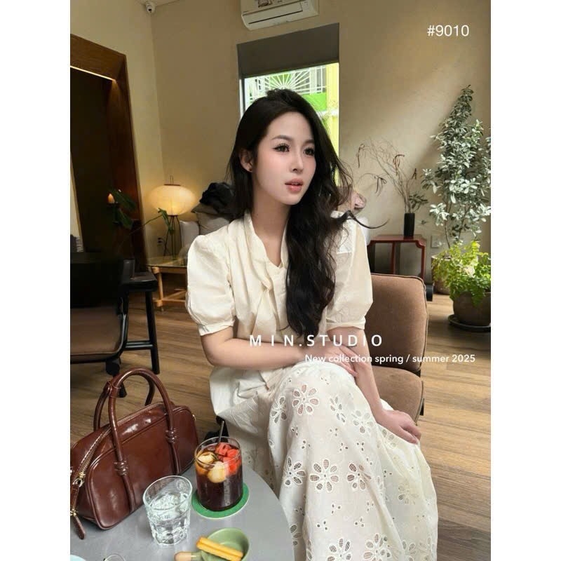 VÁY SUÔNG MAXI NƠ CỔ NỮ SẴN ( XẢ 99k )