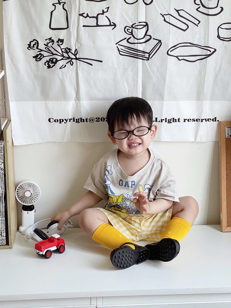 SET 3 ÁO GAP TONE MÀU XÁM RÊU NÂU BÉ TRAI SẴN( xả 69k)