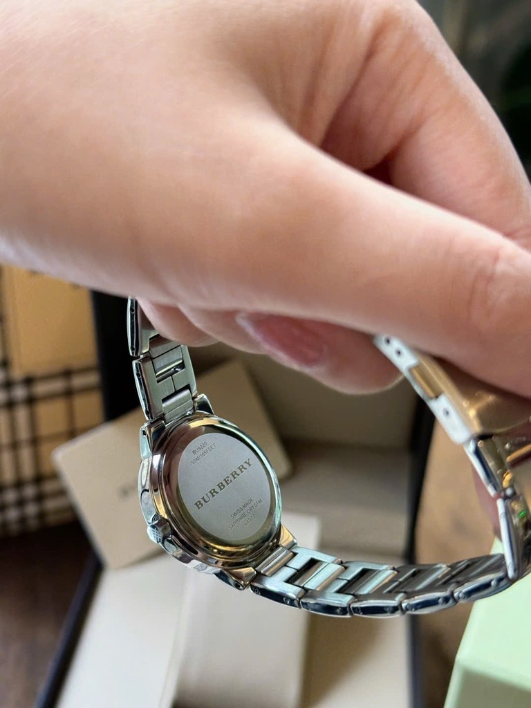 PHỤ KIỆN - ĐỒNG HỒ BUBBER .Y XUẤT LIKE AUTH NỮ