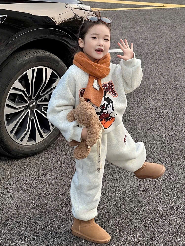 BỘ DÀI NỈ HAI DA MICKEY XÁM BÉ GÁI
