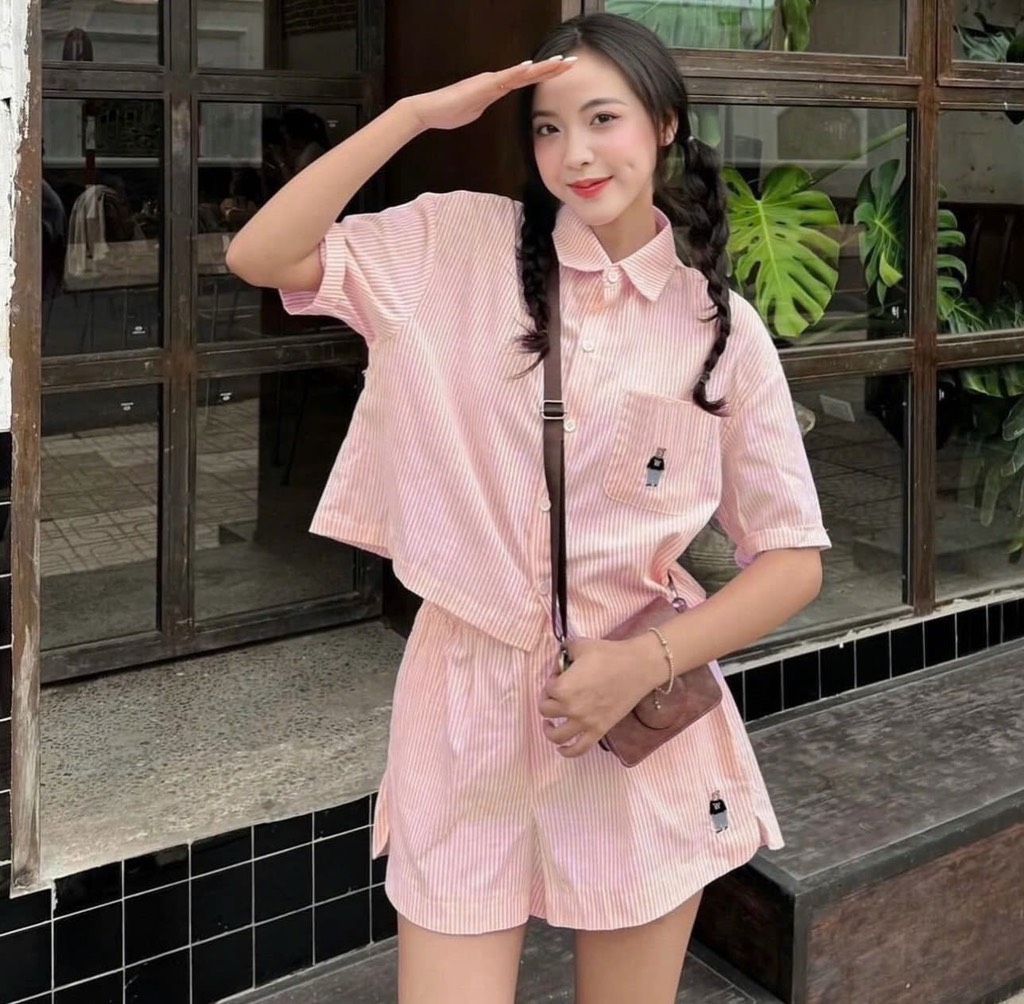 SET KẺ SỌC THÊU GẤU WHOAU CỘC TAY 2M NỮ (LOAD LẠI GIÁ)