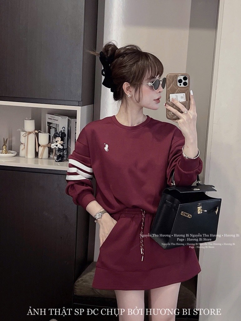 SET ÁO THÊU NGỰA VÁY NGẮN ĐỎ MẬN NỮ THU ĐÔNG
