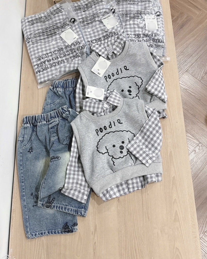 SET DÀI ÁO KẺ MIX GHILE XÁM QUẦN BÒ BÉ TRAI