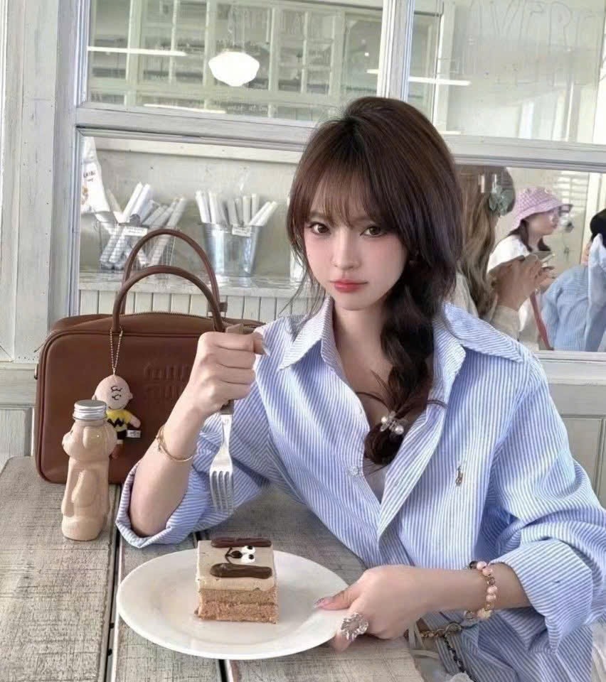 ÁO SƠ MI KẺ XANH THÊU LOGO NGỰA NỮ