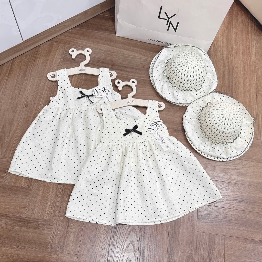 SET VÁY CHẤM BI TRẮNG KÈM MŨ BÉ GÁI SẴN