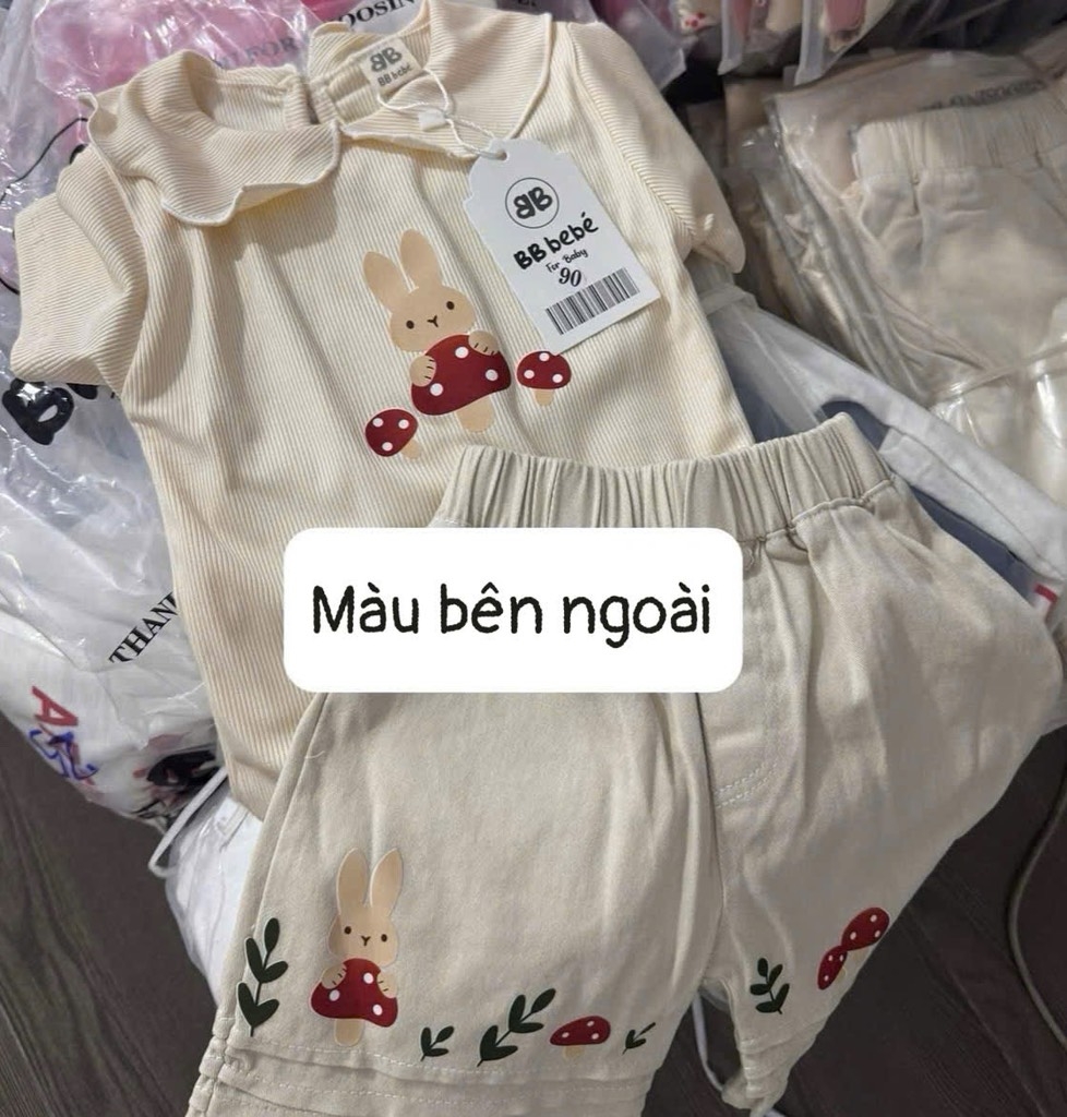 SET ÁO TĂM CỔ SEN PHỐI QUẦN KAKI BÉ GÁI SẴN(XẢ 74k)