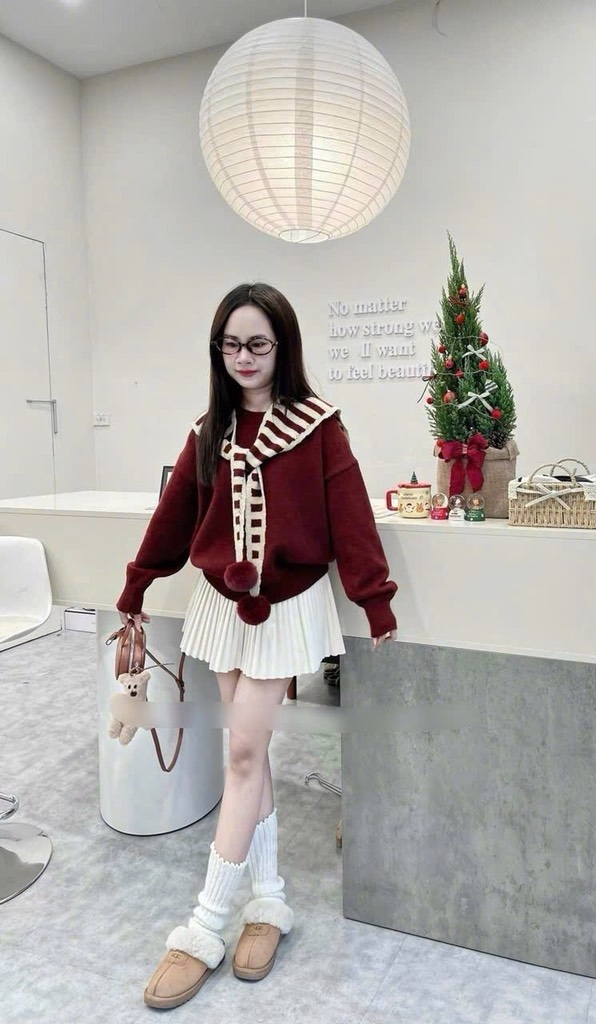 ÁO LEN CỔ PHỐI KHĂN KẺ NỮ THU ĐÔNG