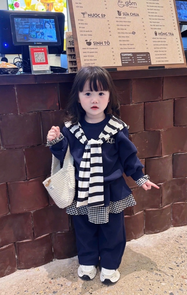 SET BỘ NỈ 2 DA KÈM KHĂN BÉ GÁI MÀU THAN