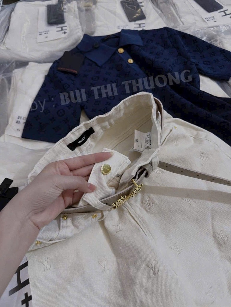 QUẦN JEAN NỮ BAGGY THÊU LV