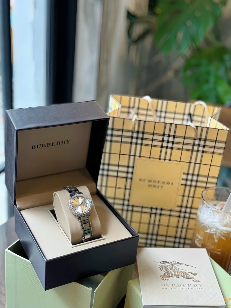 PHỤ KIỆN - ĐỒNG HỒ BUBBER .Y XUẤT LIKE AUTH NỮ