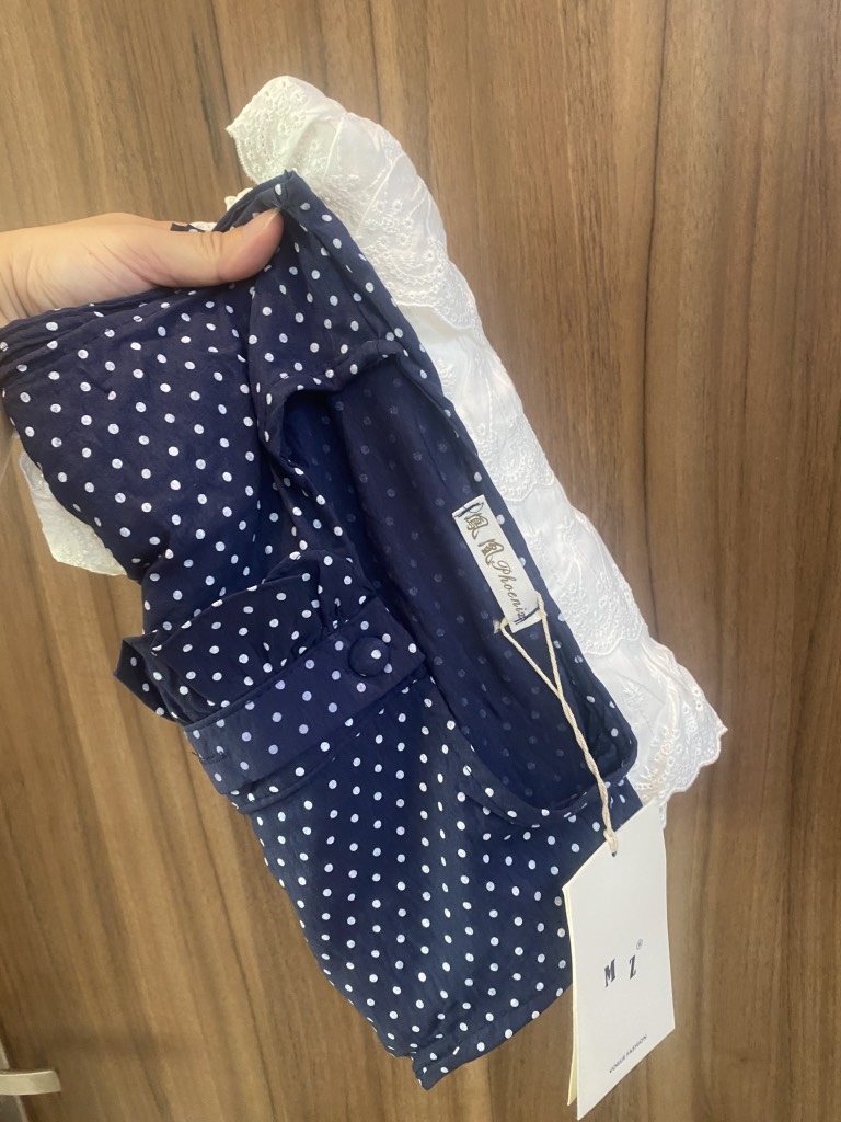 SET ÁO CHẤM BI CHÂN VÁY TRẮNG NỮ SẴN