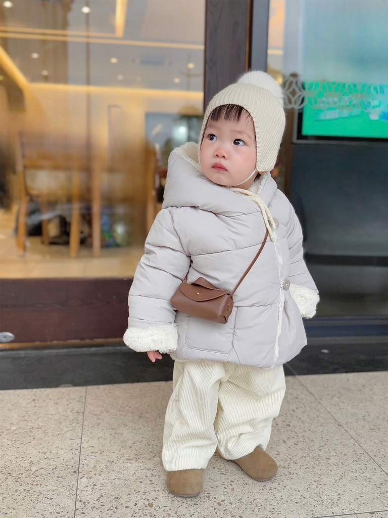 ÁO PHAO MŨ LÓT LÔNG DƯ XỊN BÉ TRAI BÉ GÁI SẴN