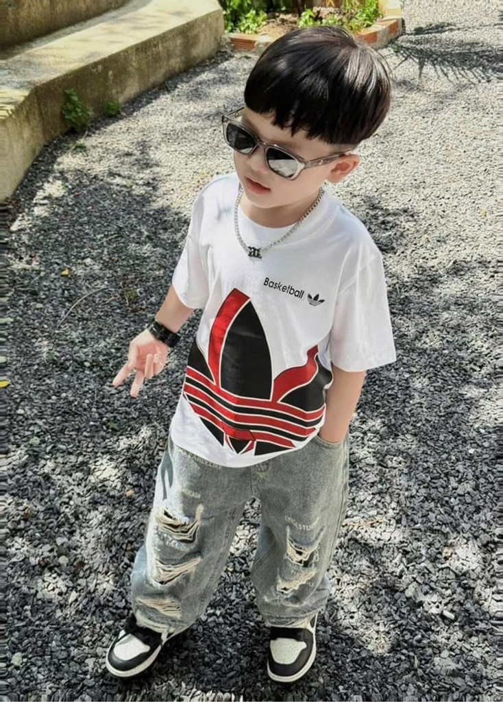 SET QUẦN JEAN BASKETBALL RÁCH BÉ TRAI