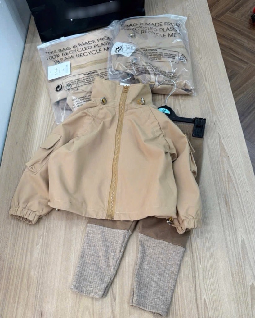 SET BỘ DÀI NÂU ÁO GIÓ MIX QUẦN LEGGING BÉ GÁI