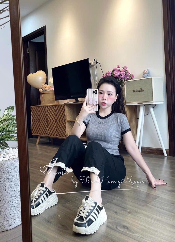 SET BỘ NỮ THÊU NƠ ÁO MIX QUẦN DÀI REN GẤU SẴN (SALE 99k)