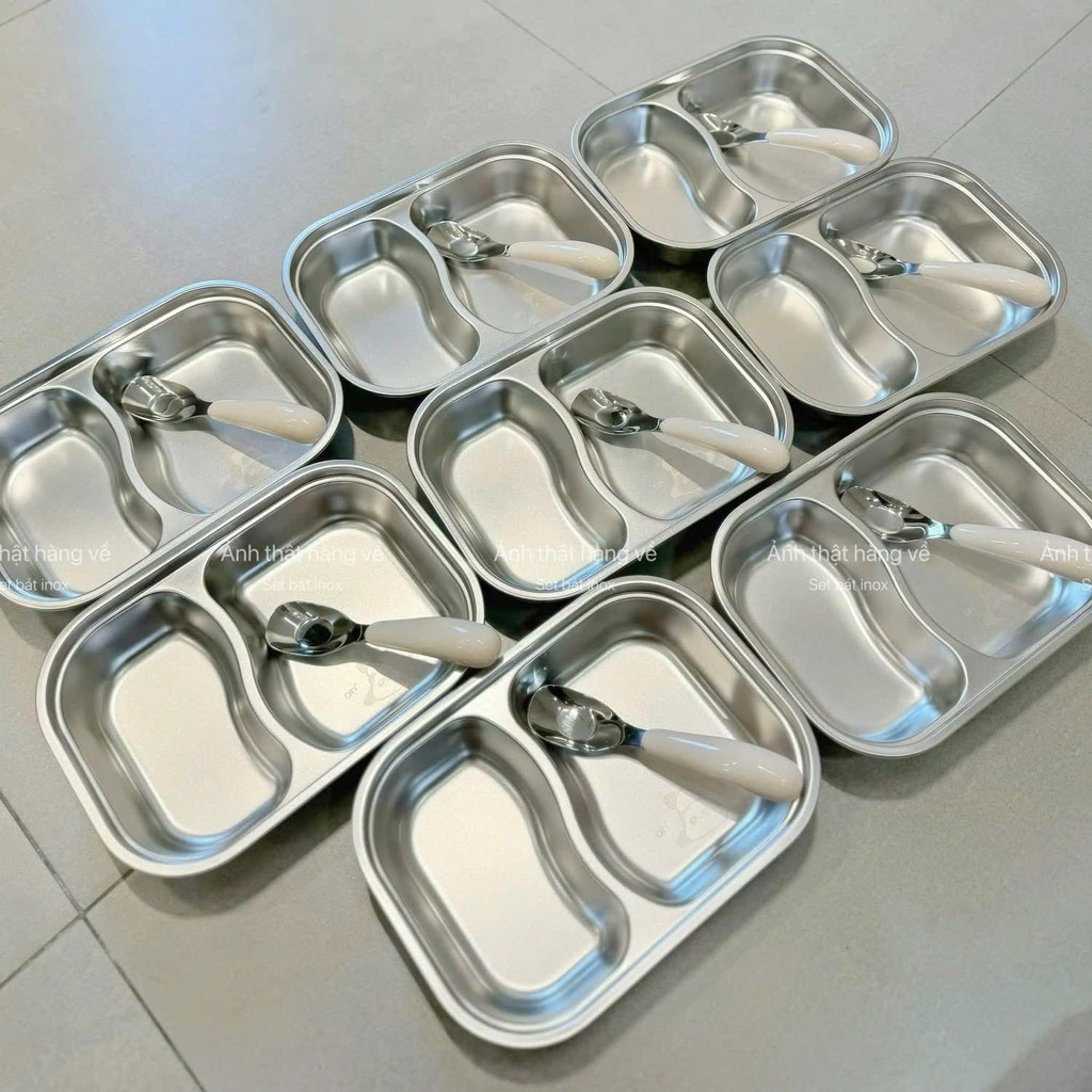 ĐỒ GIA DỤNG KHAY ĂN 2 NGĂN HÌNH THÚ DỄ THƯƠNG CHO CÁC BÉ