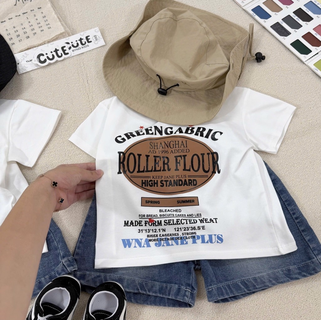 SÉT BỘ ÁO PHÔNG KEM ROLLER FLOUR QUẦN SHORT JEAN CHO BÉ TRAI