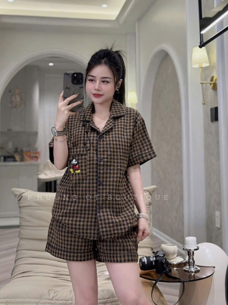 BỘ PIZAMA CỘC KẺ IN MICKEY NỮ SẴN (SALE 95k)