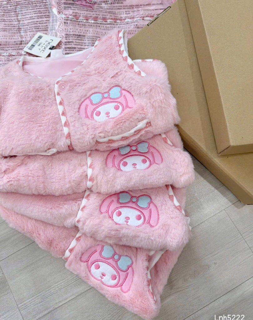 ÁO GILE HỒNG THÊU 2 MẶT CHO BÉ SẴN