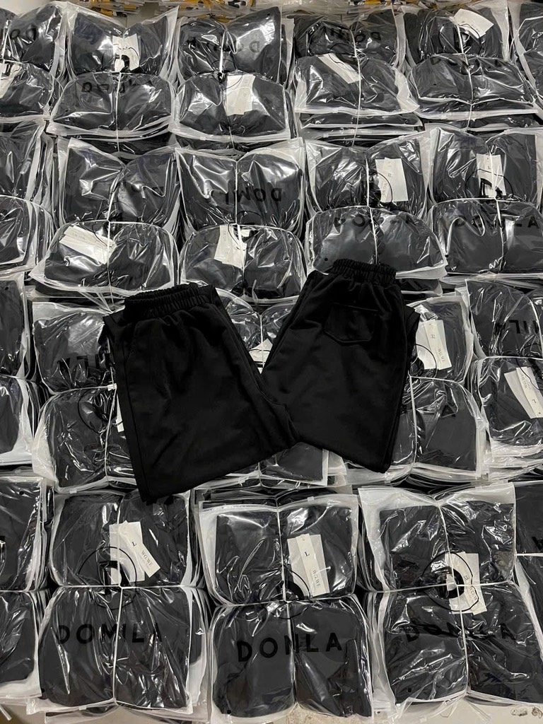 QUẦN BAGGY ĐEN TÚI NẮP NỮ SẴN