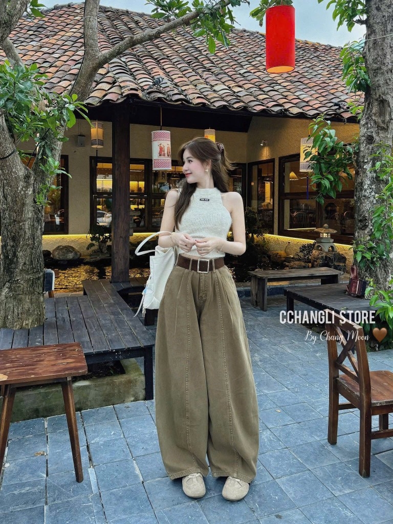 QUẦN JEAN NỮ SUÔNG NÂU GÂN NỔI