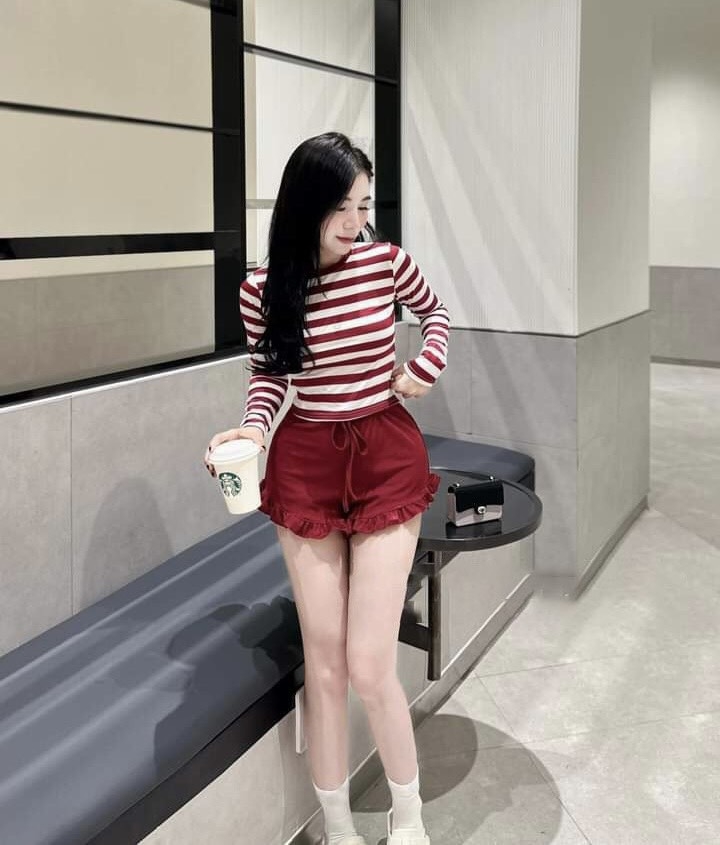 SET ÁO KẺ ĐỎ PHỐI QUẦN BÈO GẤU Sẵn( XẢ 79k)