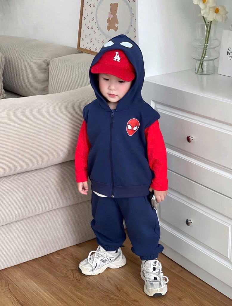 SET DÀI 3 CHI TIẾT THAN ĐỎ NG NHỆN BÉ TRAI