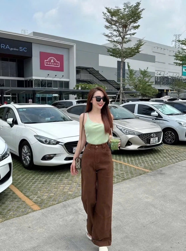 QUẦN JEANS NỮ NÂU XUÔNG NEW HÀNG ĐẸP SẴN (SALE 120k)