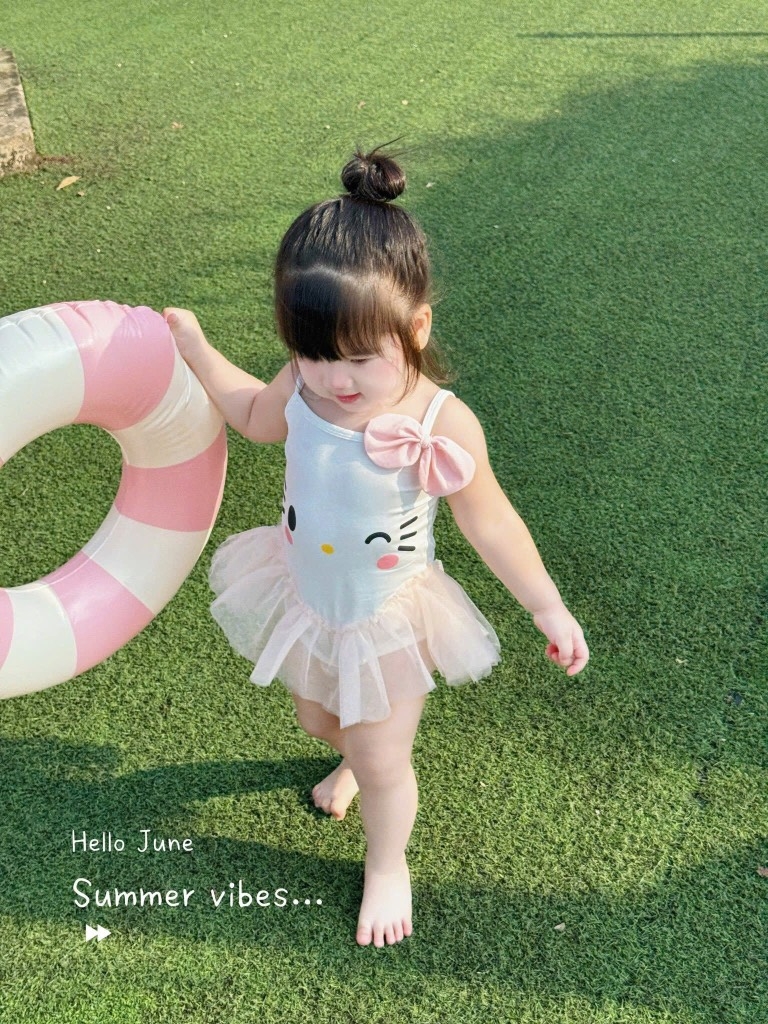 ĐỒ BƠI - BIKINI 2 DÂY KITTY TRẮNG VOAN BỒNG XOÈ CHO BÉ GÁI