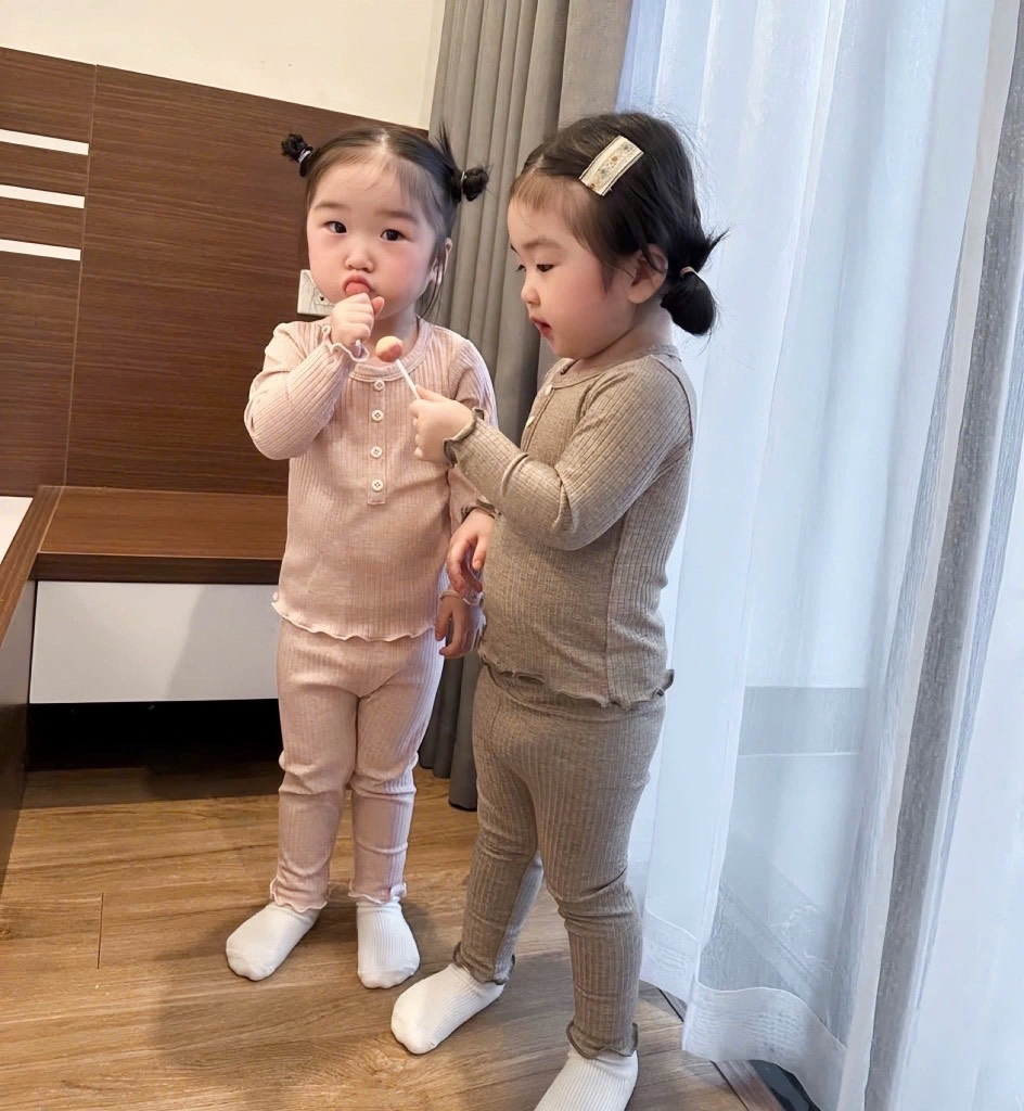 SET 2 BỘ THU ĐÔNG VIỀN SÓNG BÉ GÁI