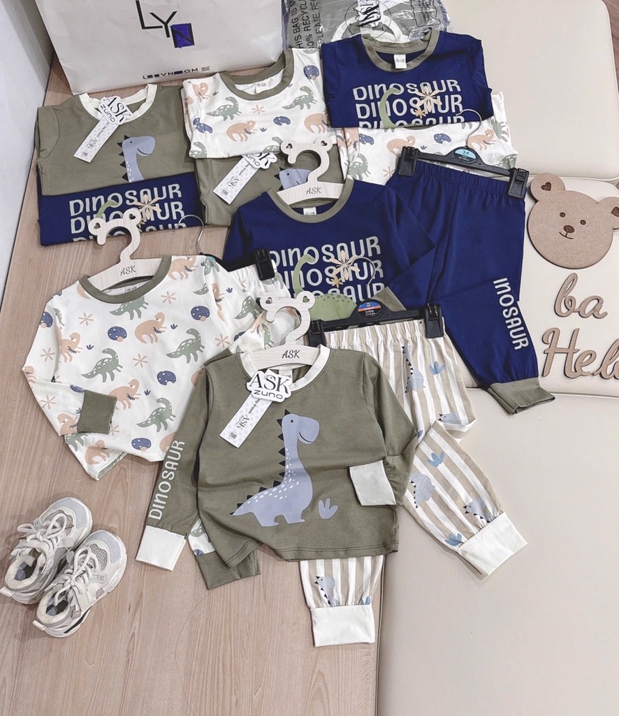 SET 3 BỘ DÀI TAY KHỦNG LONG TONE BE RÊU XANH THAN BÉ TRAI