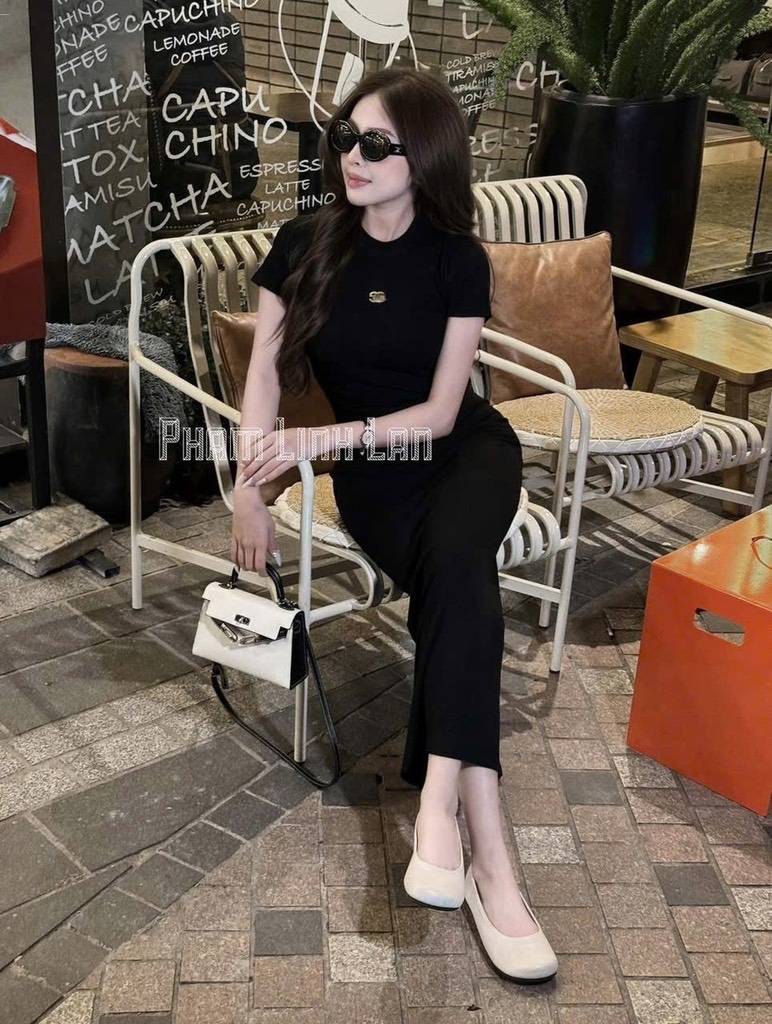 VÁY ZIP DÁNG DÀI 2 MÀU ĐỎ ĐEN NỮ SẴN (SALE 95k)