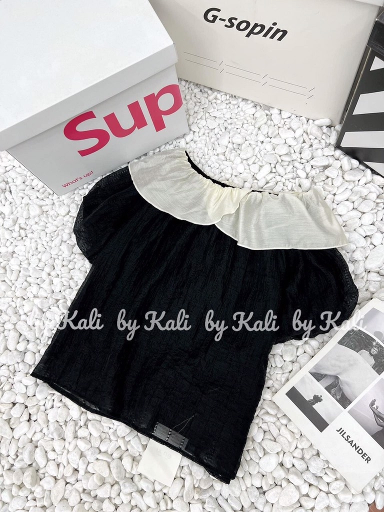 ÁO TƠ TRỄ VAI BÈO SẴN(xả 45k)