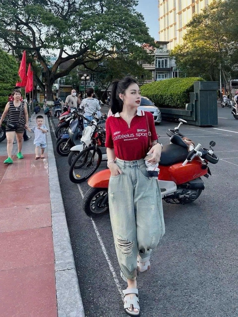 ÁO COTTON CỔ BO LEN ĐỎ NỮ SẴN(XẢ 49k)